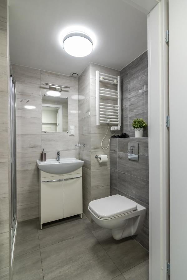 Studia Przy Lotnisku Od Wroclawapartament-pl Apartmán *
